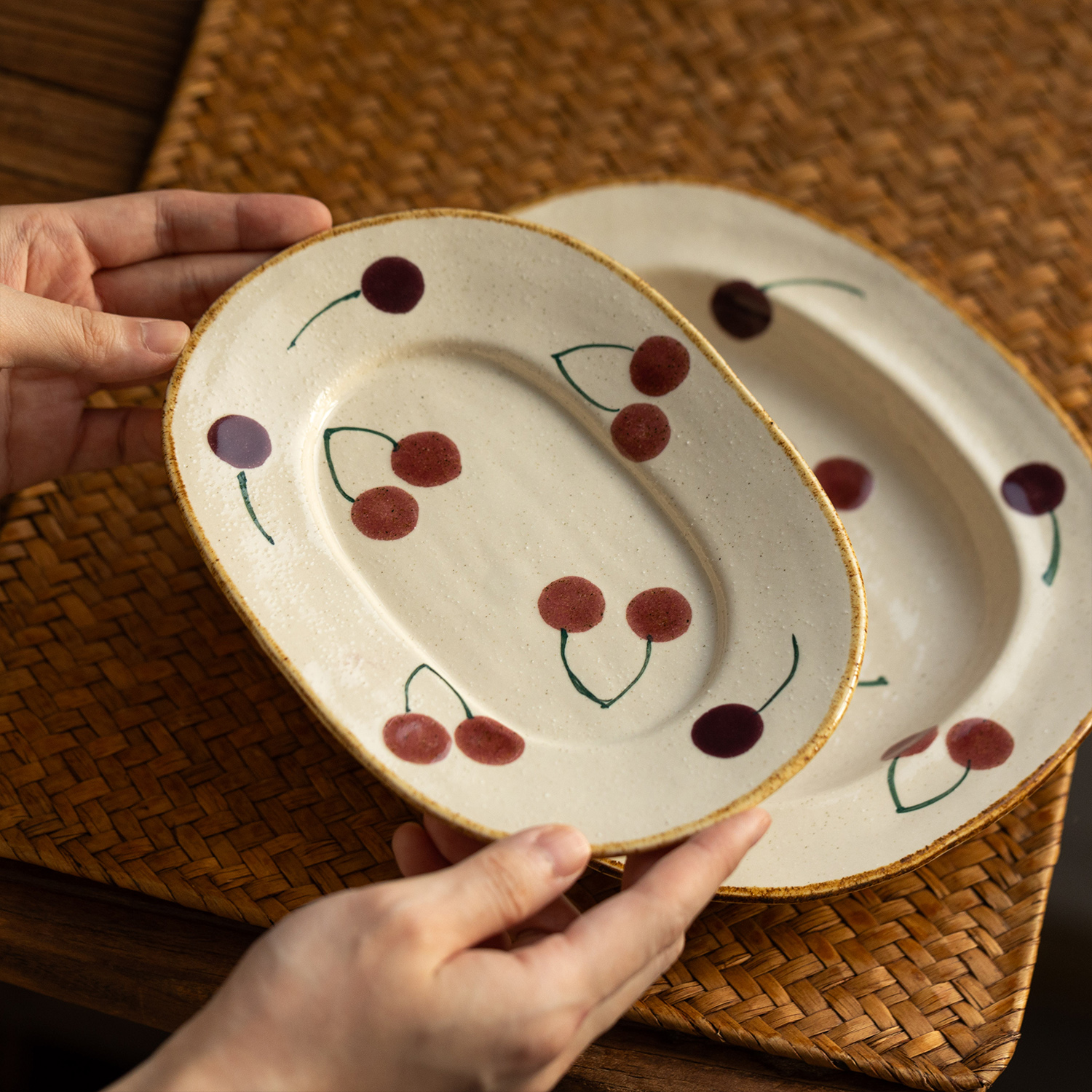 日式小清新餐盘手绘樱桃餐具咖喱饭盘甜品蛋糕碟家用早餐盘意面盘