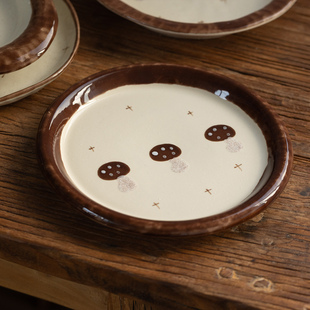 日式 手绘可爱蘑菇平盘餐具家用早餐盘备菜盘椭圆形咖喱饭盘意面盘