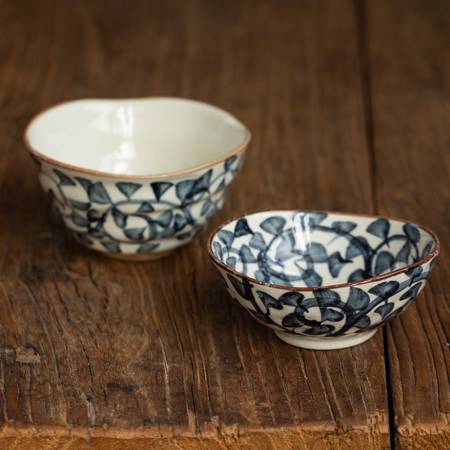 日本进口美浓烧手绘复古唐草餐具碗日式米饭碗家用蘸料碗骨碟汤碗