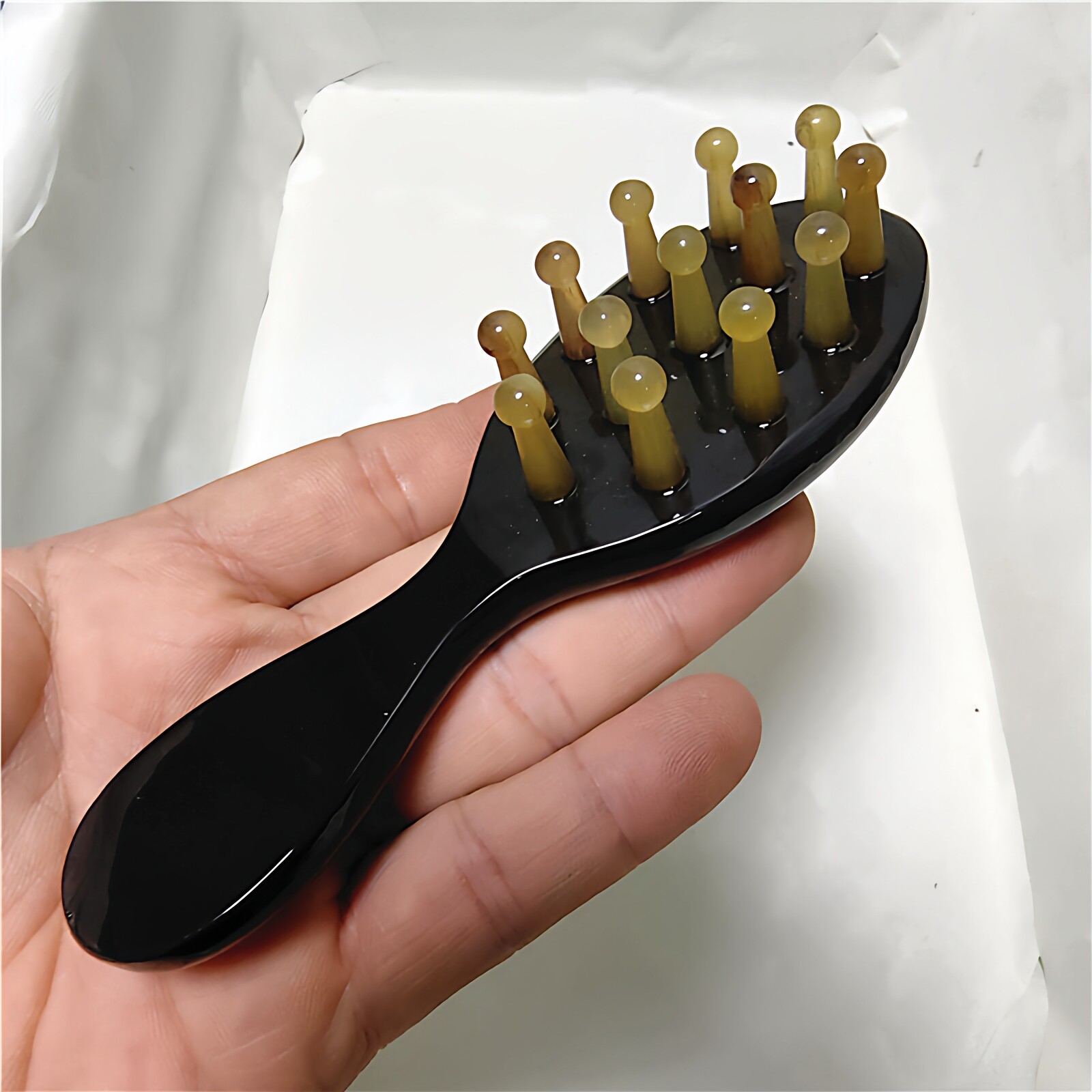 牛角13钉树脂手柄梳子刷子按摩梳头部经络疏通神器女养发护发梳