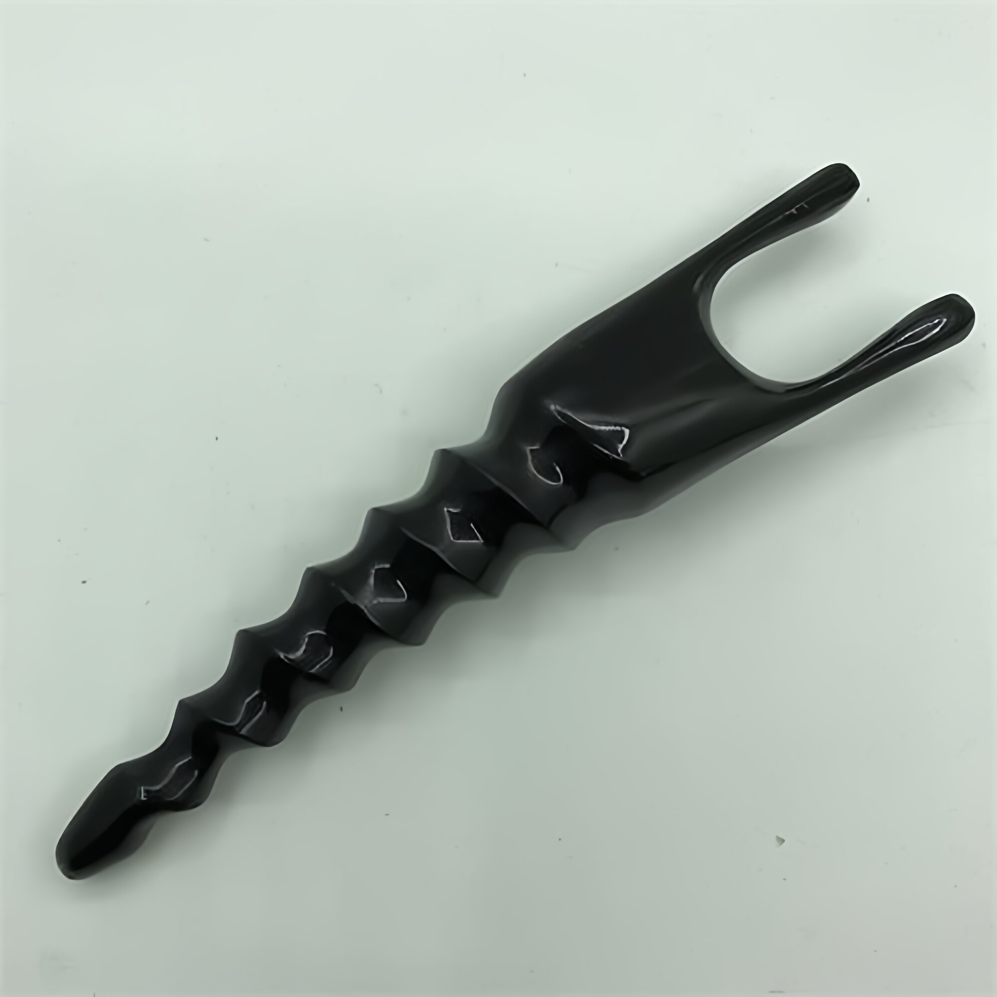 12-18厘米黄牛角实心棒鼻刮点穴棒雕刻花纹鼻刮黑色螺纹手柄美鼻