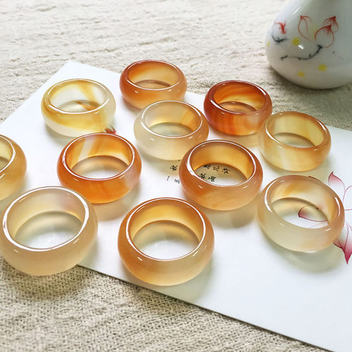 温柔气质玛瑙玉石戒指扳指女款 暖橘色玉髓国风中国风食指戒配饰