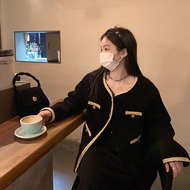 2023新款冬季小香风皮毛一体羊羔毛绒绒外套短款仿皮草毛毛女大衣