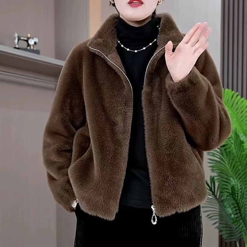 加厚保暖法兰绒短外套女秋冬新款皮毛一体小个子妈妈洋气皮草大衣