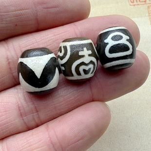 西藏回流高油包浆老矿料宝瓶达洛天珠天然玛瑙玉髓项链配饰件