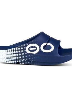 代购Oofos运动拖鞋男舒适减震透气易清洁深蓝色白色点缀渐变图案