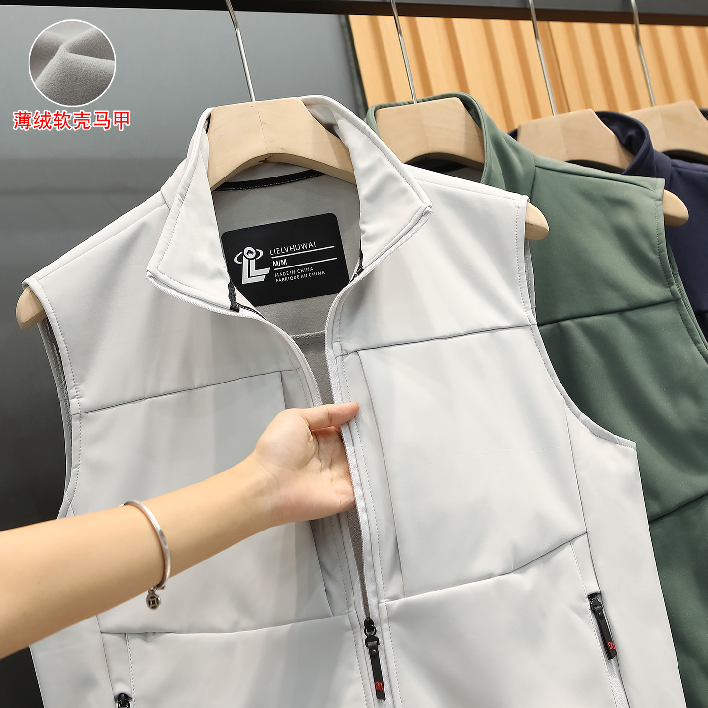 户外多口袋软壳冲锋衣马甲工作服