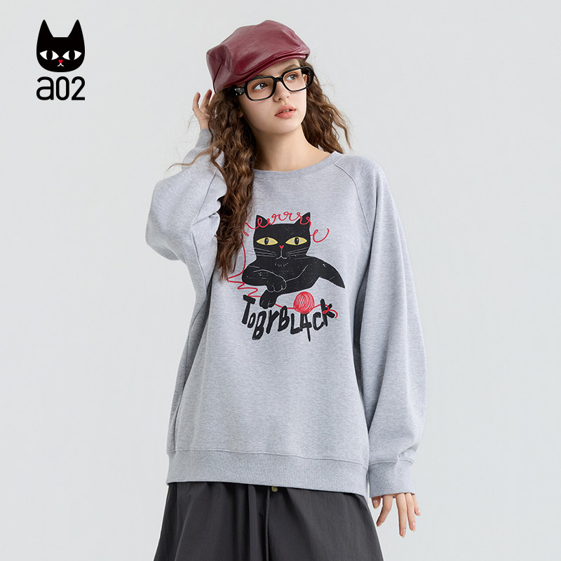 a02黑猫系列宽松圆领卫衣女2026新款春秋简约慵懒松弛感早秋上衣