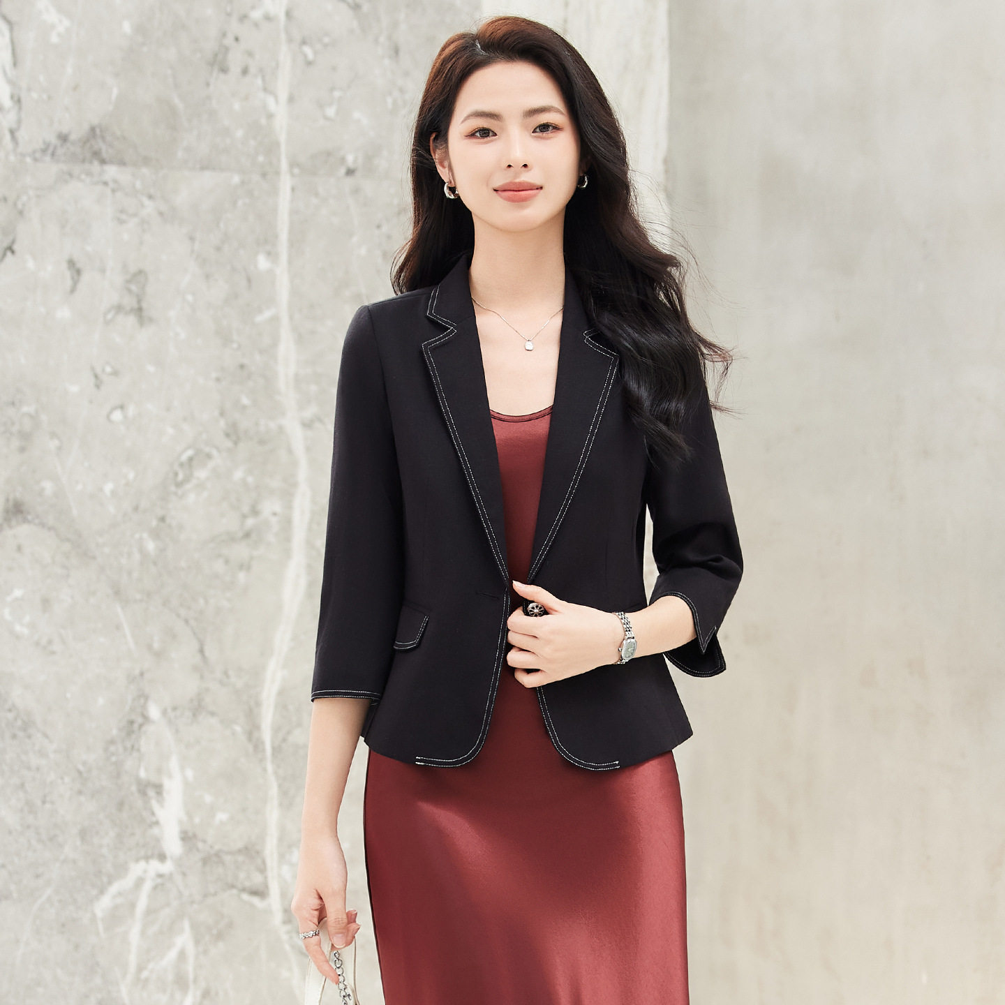 黑色收腰春夏季一粒扣西装小个子薄款七分袖中袖女神上衣短外套女