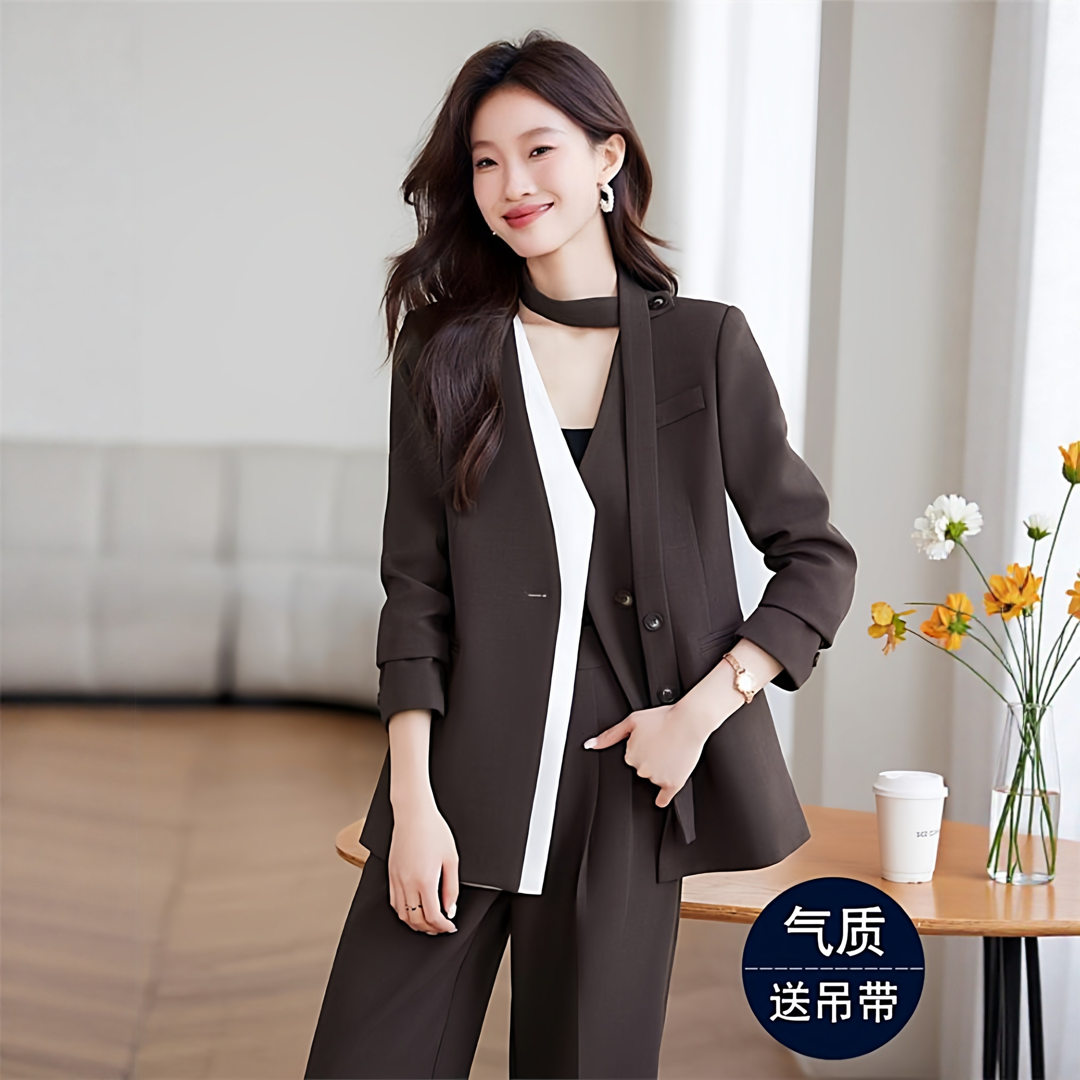 棕色设计感小众西装外套女春秋2026新款修身潮流时尚拼色西服套装,女装/女士精品,西装,淘宝优惠券,粉丝福利购,淘宝优惠卷