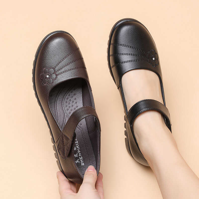 妈妈鞋春秋中老年软底跳广场舞鞋真皮防滑老人鞋平底奶奶鞋女皮鞋