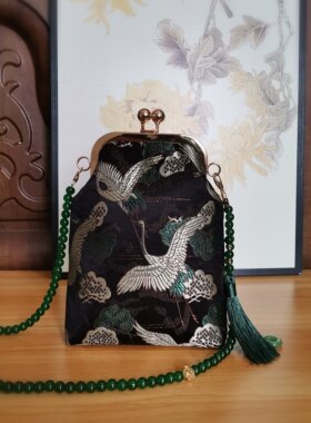 原创复古手工中式仿真丝绣花宋锦手机包国风手拿珠链单肩斜挎包