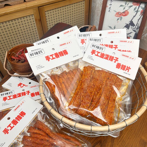 鲜辣妈手工辣条110g*3袋油泼辣子香辣片面筋小吃香辣棒解馋小零食