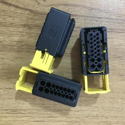 原厂连接器塑壳1-1564337-1TE
