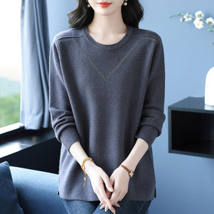 胖妈妈秋冬毛衣女款2026新款宽松特大码圆领上衣遮肚子针织打底衫