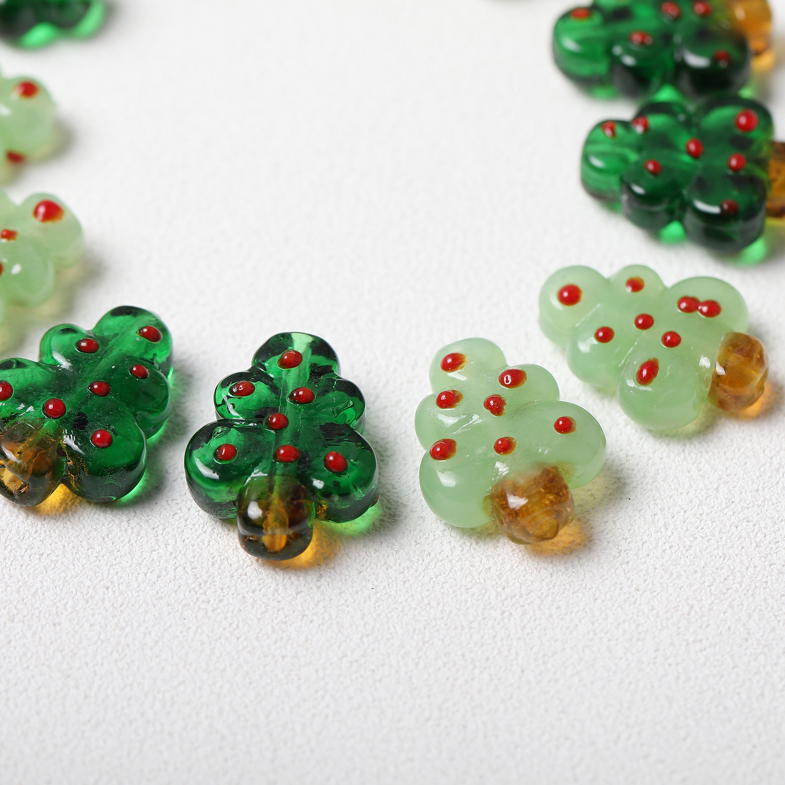 灯工琉璃红果波点可爱圣诞树直孔diy手作串珠手链项链材料配件