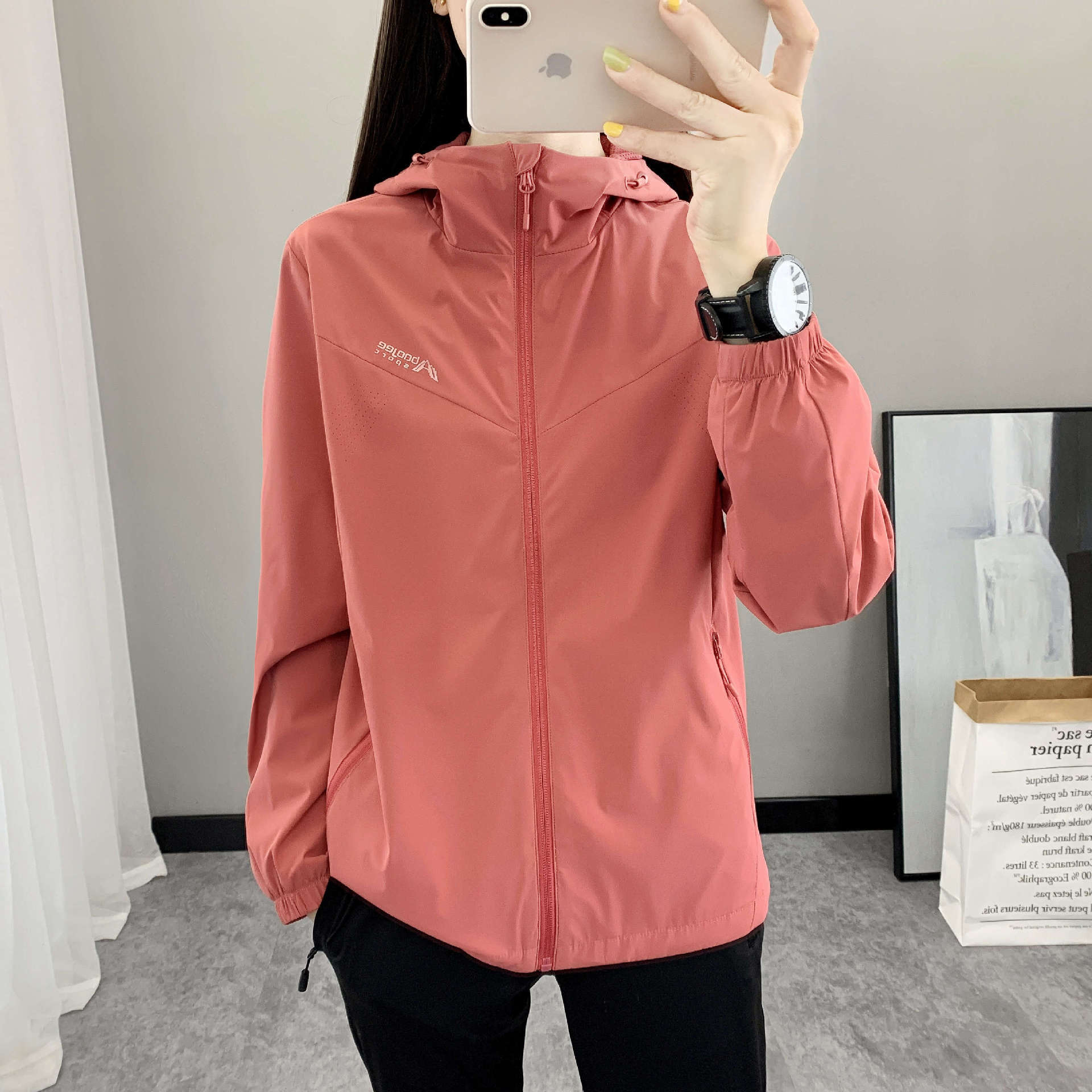 春秋户外冲锋衣女连帽新款运动跑步登山徒步休闲防风防水风衣外套