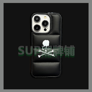羽绒服潮牌骷髅黑色iPhone15ProMax手机壳原创双拼14Pro适用苹果13pro情侣男女12秋冬11全包防摔保护套猿人