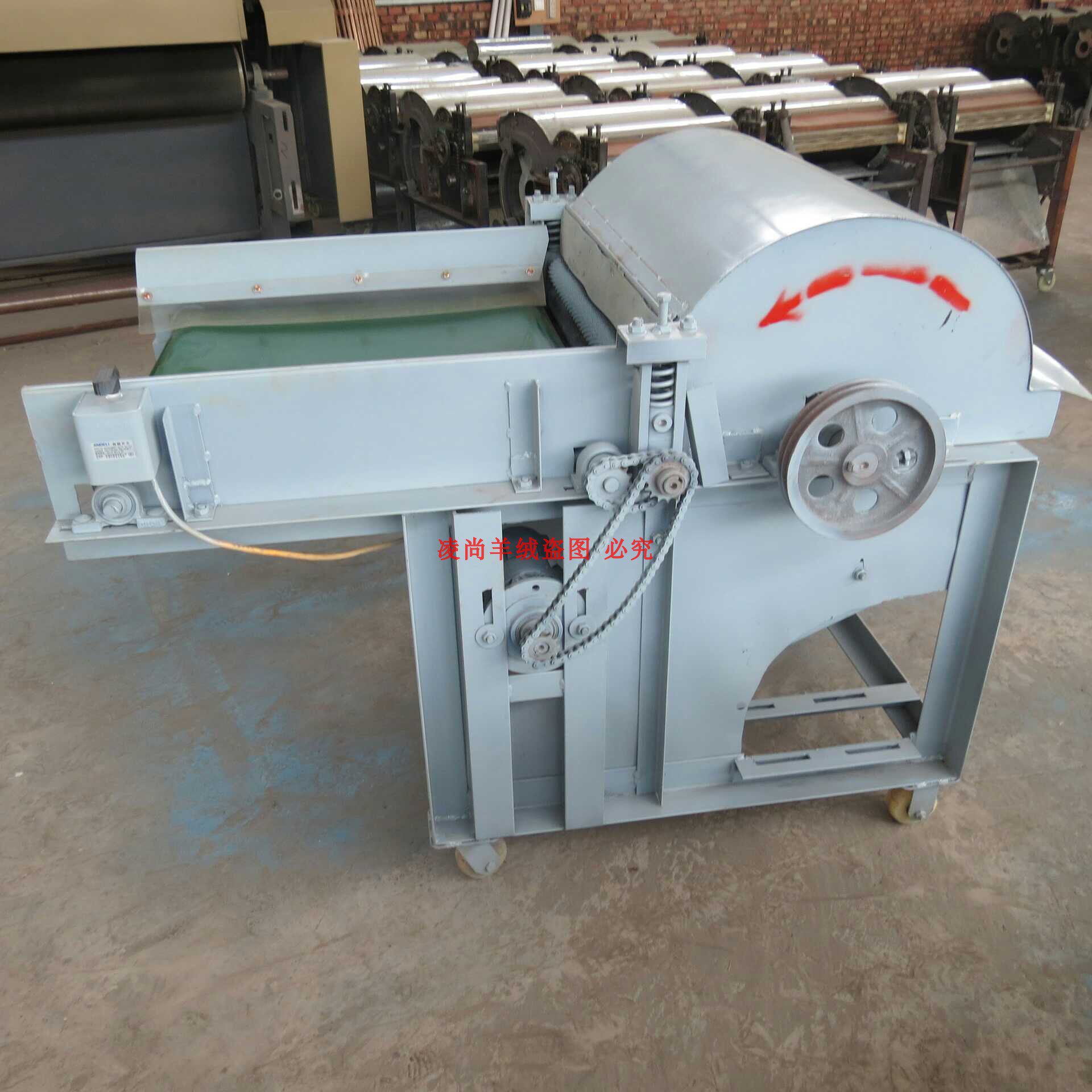 小型弹花机衣服开松机粉碎机旧毛衣废开布头撕碎废料打散弹棉花器