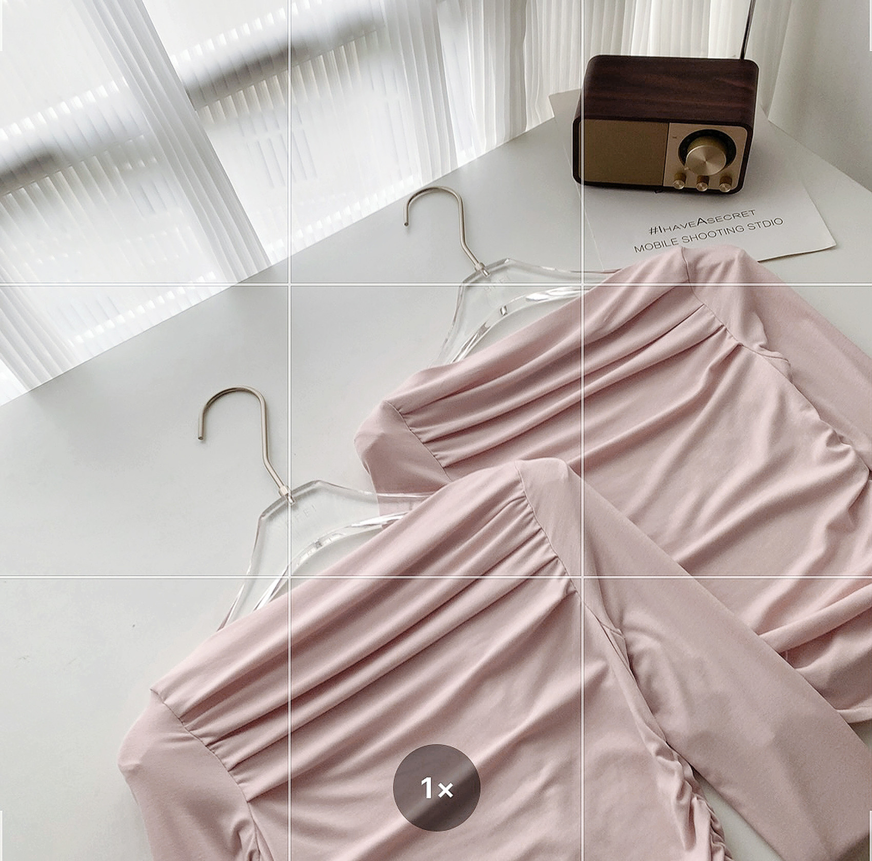 PEACH HOMEMADE SLANTED SHOULDER PLEATED KNITWEAR WOMENS SUPER FIRE DESIGN SENSE NICHE HIGH-END SENSE FOREIGN STYLE AGE-REDUCING SMALL TOP