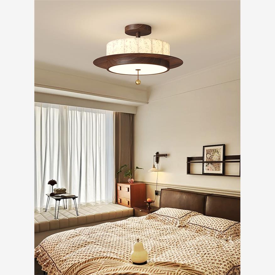 法国中世纪风格的卧室吸顶灯宋代审美胡桃色护眼室摇椅吊灯Casagd