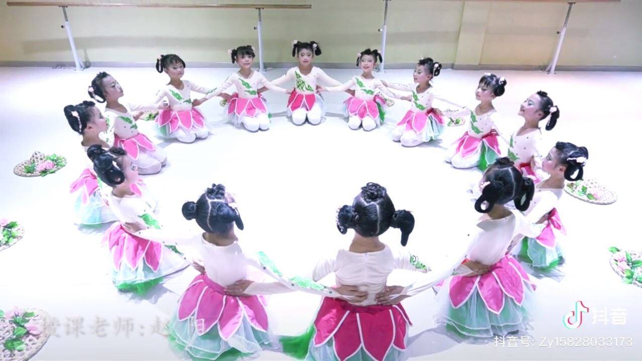 运动会中华爱娃新款国风祖国服装我家住在桃花山演出服。蓬裙帮你|msdalam kategori Butik wanita / wanita, pakaian/pakaian kebangsaan/peringkat pakaian, pakaian kebangsaan/pakaian - dari Buy2taobao.com untuk memberikan perkhidmatan ejen Taobao profesional membeli