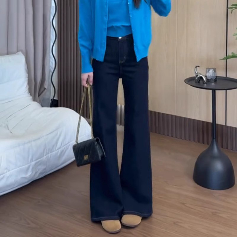深蓝色高腰微喇牛仔裤女秋新款