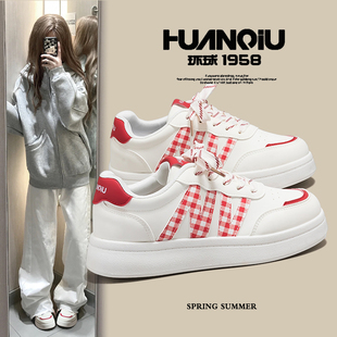 环球vibe风鞋子颜控小白鞋女款2026春季新款百搭轻便厚底增高板鞋