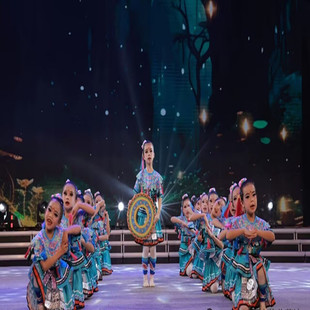 第十三届小荷风采花瑶娃 苗族瑶族演出服道具 星空梦儿童表演服装