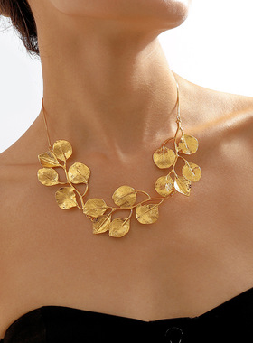 个性气质树叶项链Personality metal leaves necklace women 2024