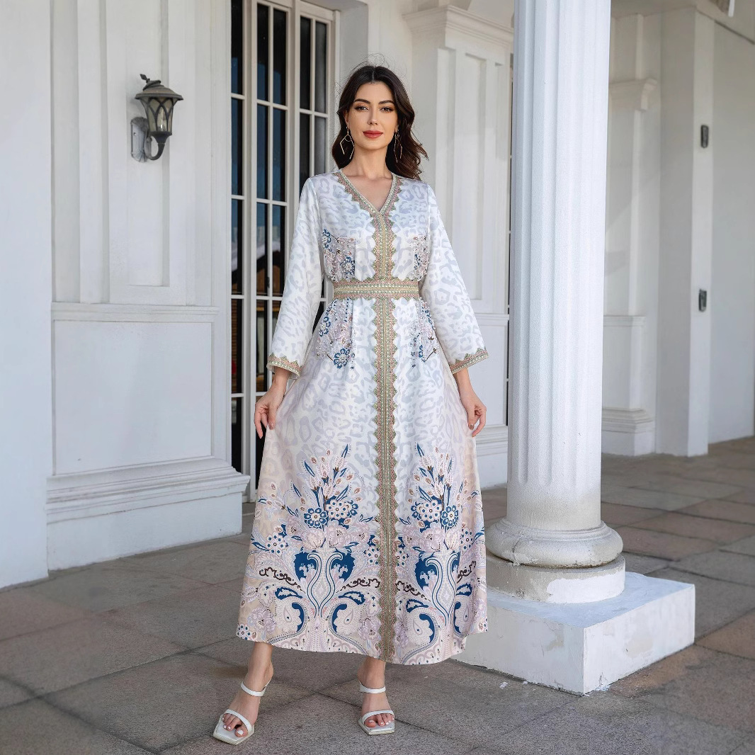 SW1110中东MuslimV领女士长袍腰带花边印花镶钻钉珠连衣裙Abayas