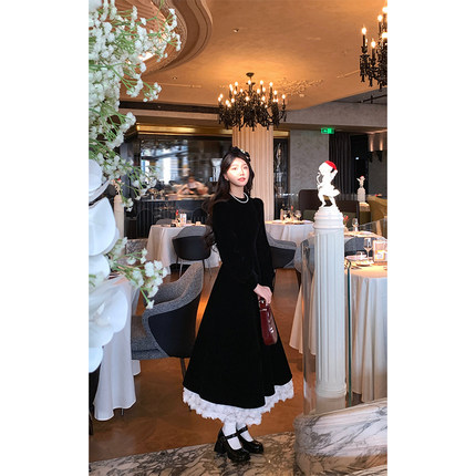 松本丧丧黑色丝绒连衣裙女冬季新款显瘦收腰长袖订婚千金公主裙子