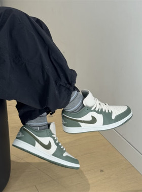 优购NIKE耐克男鞋AIR JORDAN 1 LOW运动训练篮球鞋553558-300