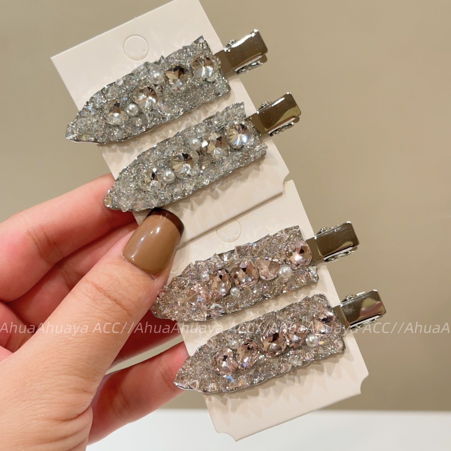 AhuaAhuaya轻奢高级感闪亮粉色水晶冲浪板鸭嘴夹金属铲子发夹边夹