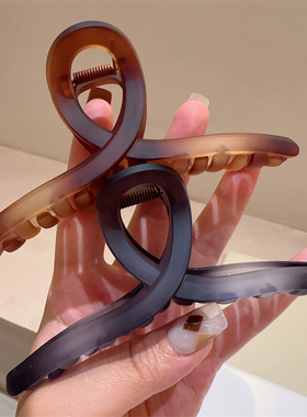 高级感磨砂质感灰色琥珀色基础款大号抓夹日常慵懒简约盘发抓发夹