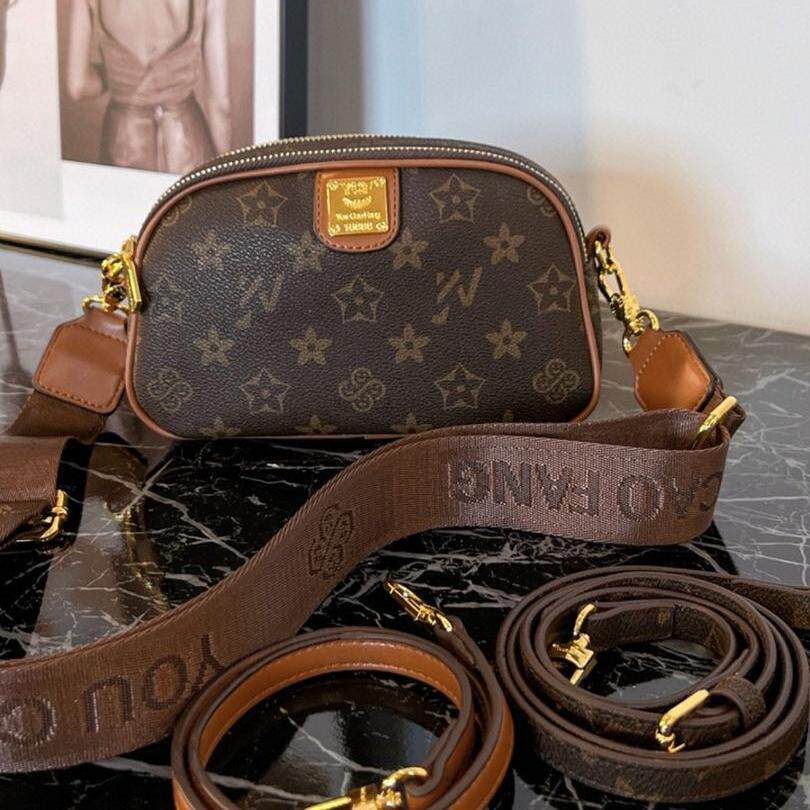 优草坊包包女新款时尚相机包百搭单肩斜挎包高级感双拉链小方包潮