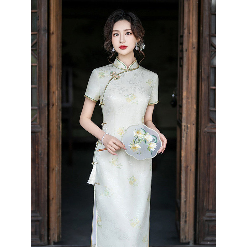 AULX新中式真丝旗袍出水芙蓉改良夏季米色日常年轻复古婚宴连衣裙