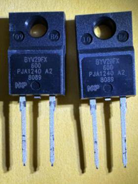 三级管   BYV29FX-600  TO-220F MOS场效应管 600V 9A