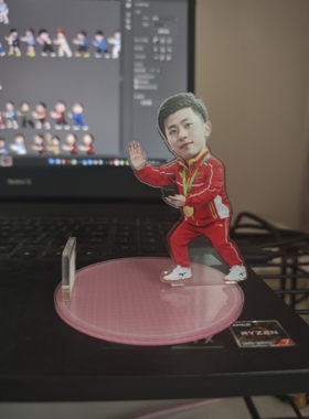 红队服马龙周边亚克力手机支架桌面摆件可爱卡通明星周边工位摆件