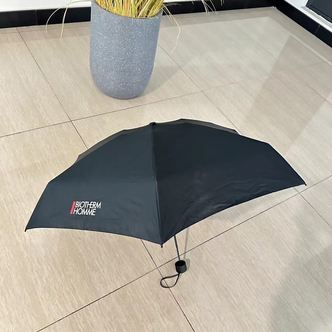 化妆品赠品雨伞黑胶晴雨两用伞骨折伞精致小巧便于携带