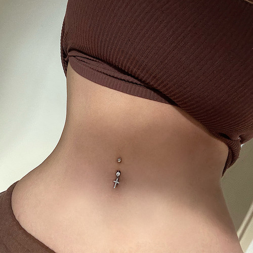 纯银养脐洞脐钉十字架