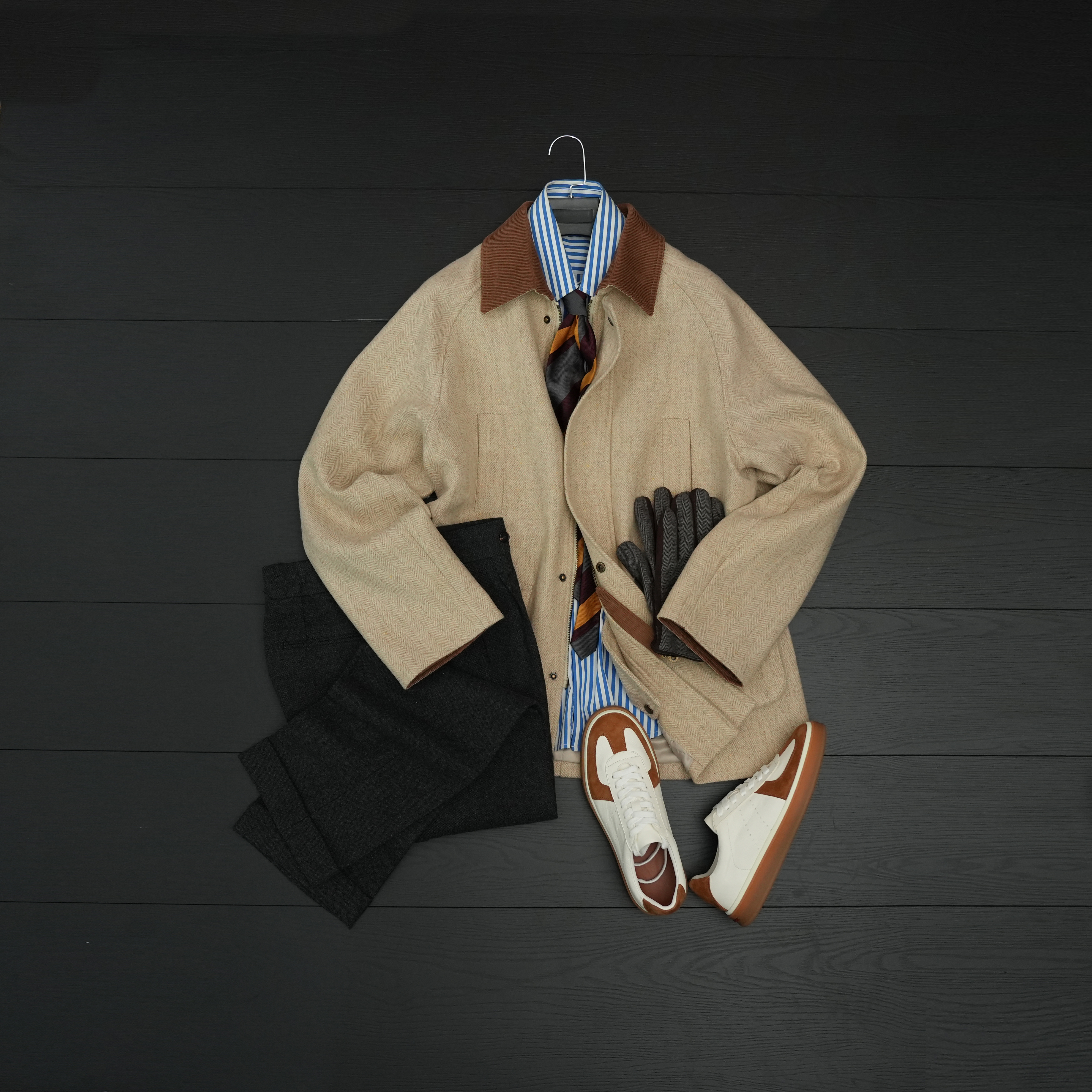 人字纹灯芯绒翻领猎装夹克男