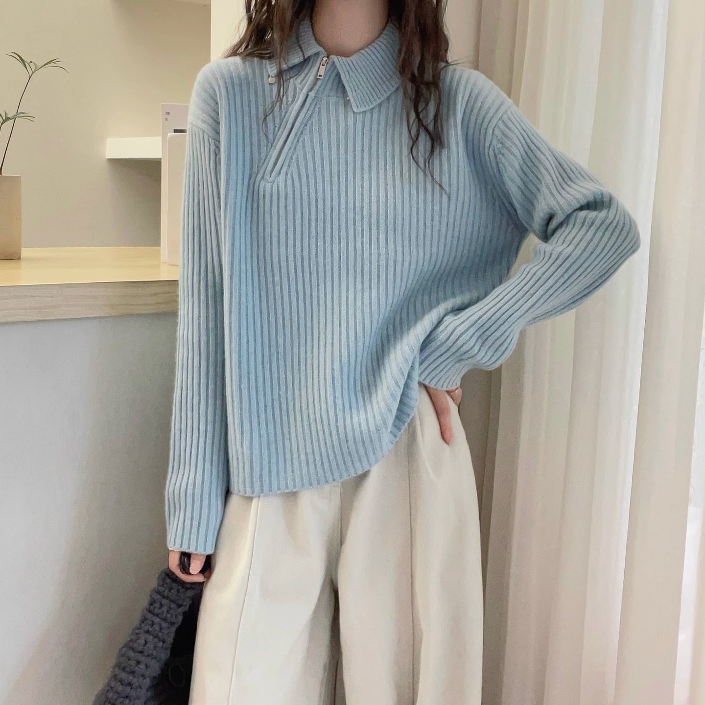 欧洲站2025冬季韩版气质翻领斜拉链设计竖坑条山羊绒针织衫毛衣女