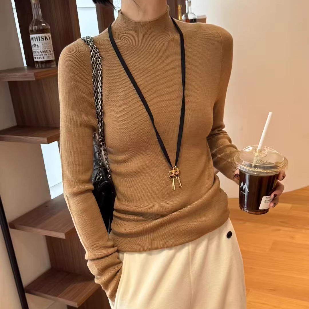 无缝一体羊毛针织衫中领打底衫