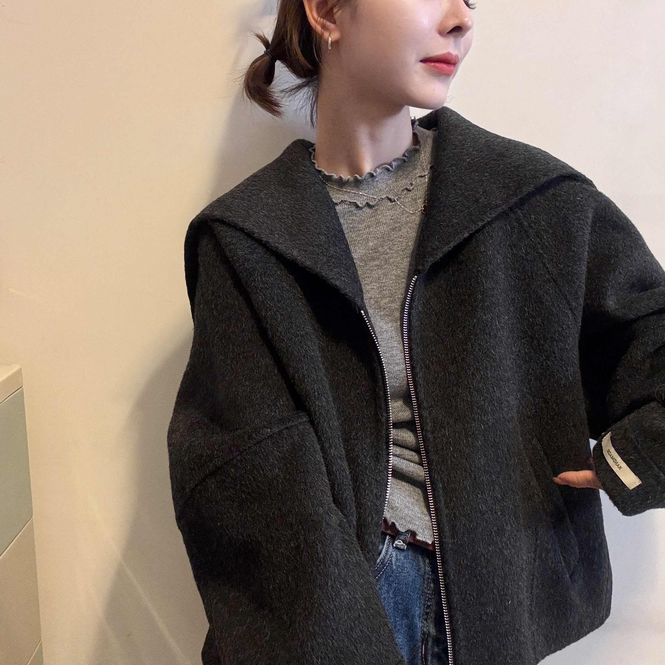 欧洲站2025冬季新款韩系时尚大翻领落肩剪裁设计短款双面羊绒外套