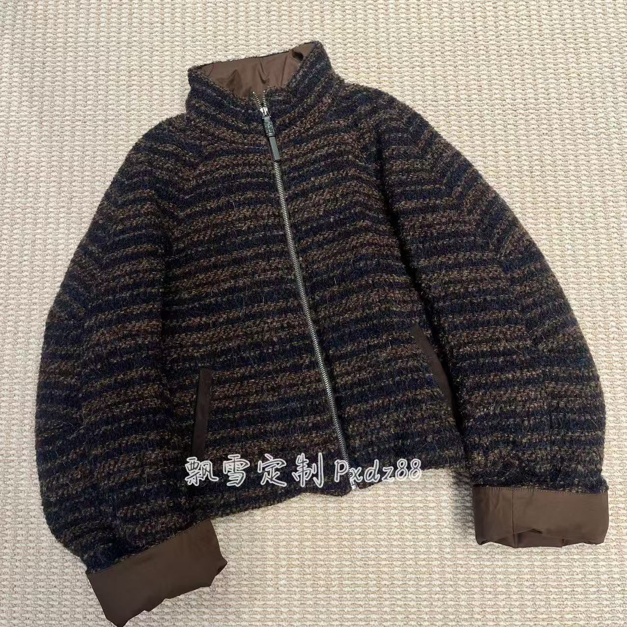 欧货正品2025秋冬立领条纹毛呢短款羽绒服女轻熟宽松白鹅绒外套