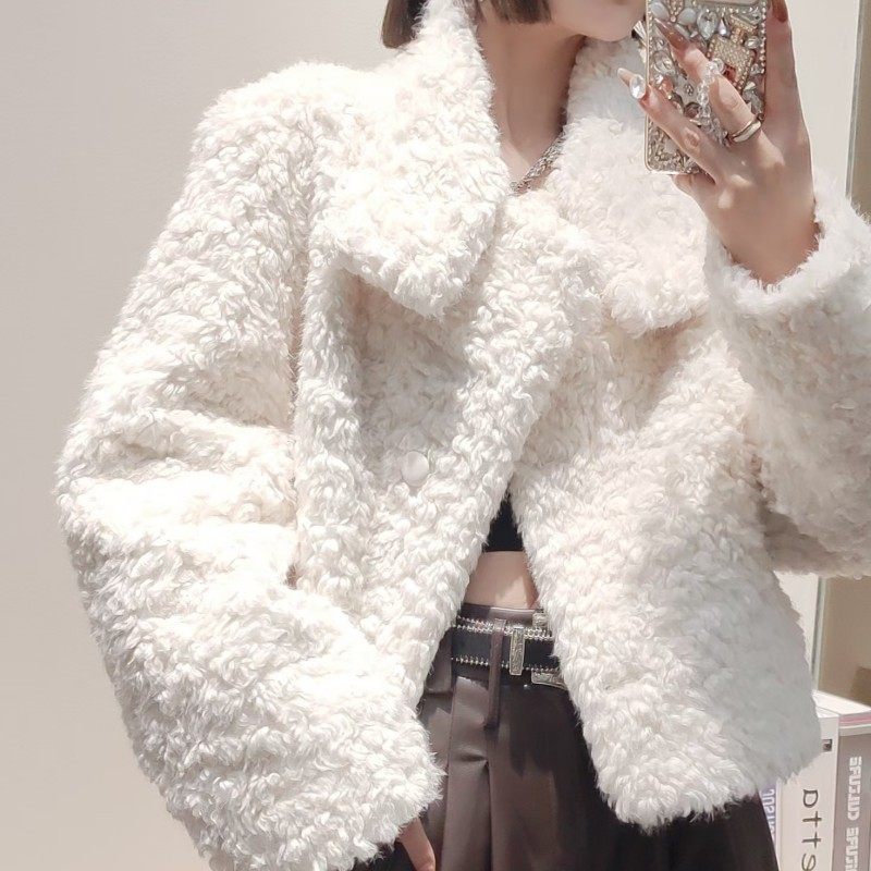 织女秀秀韩版皮毛一体短款