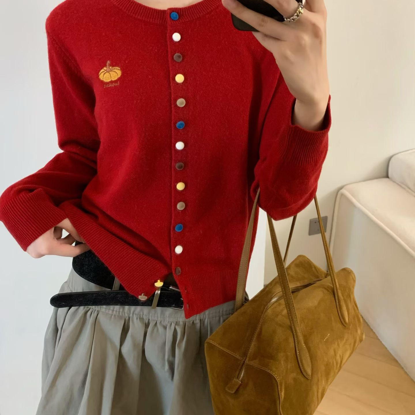 刺绣小南瓜 秋新款重工细羊毛针织开衫 彩色单排扣圆领薄毛衣外套