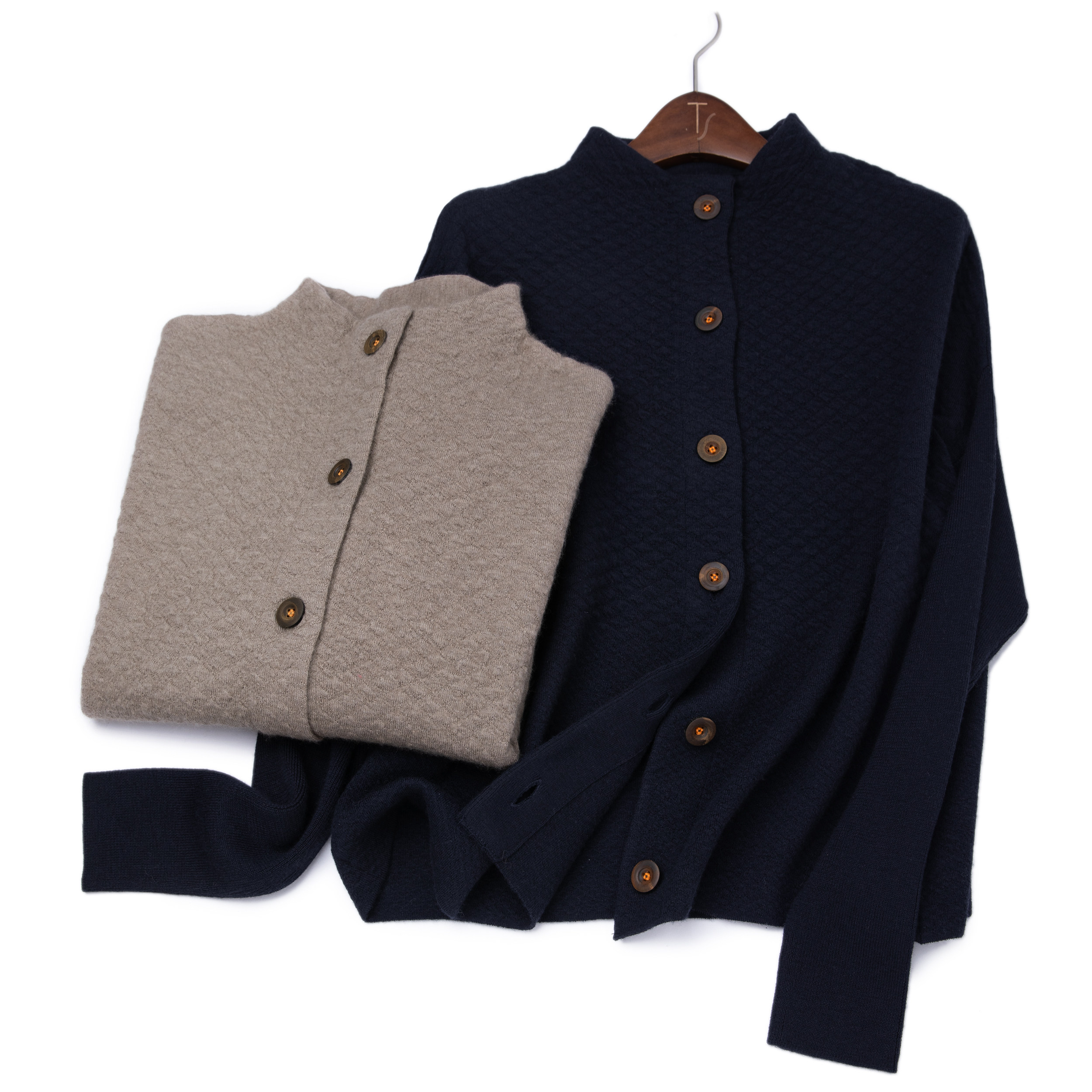 LEMAER乐玛尔 法国客户100%CASHMEREJ拼接袖精纺羊绒小开衫外搭,女装/女士精品,羊绒衫,淘宝优惠券,粉丝福利购,淘宝优惠卷