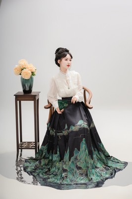 凤台曲千里江山马面汉元素立领